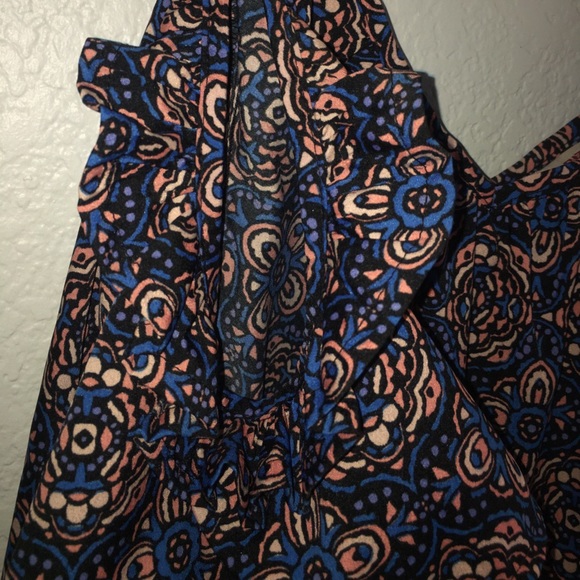 Patterned Romper - Picture 3 of 6